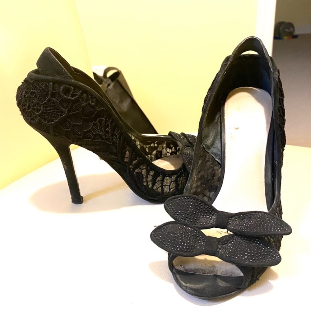 Free Add-on 2 Pairs Nine West Shoes - Picture 9 of 14